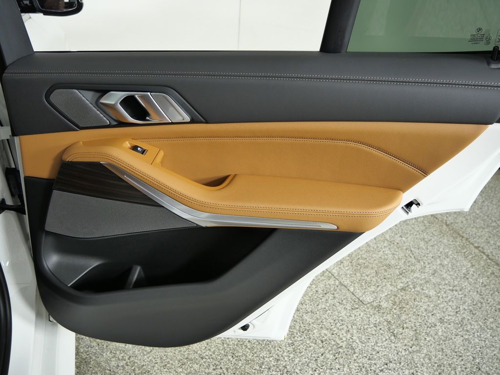 Thumbnail: 2026 BMW X5 - 25