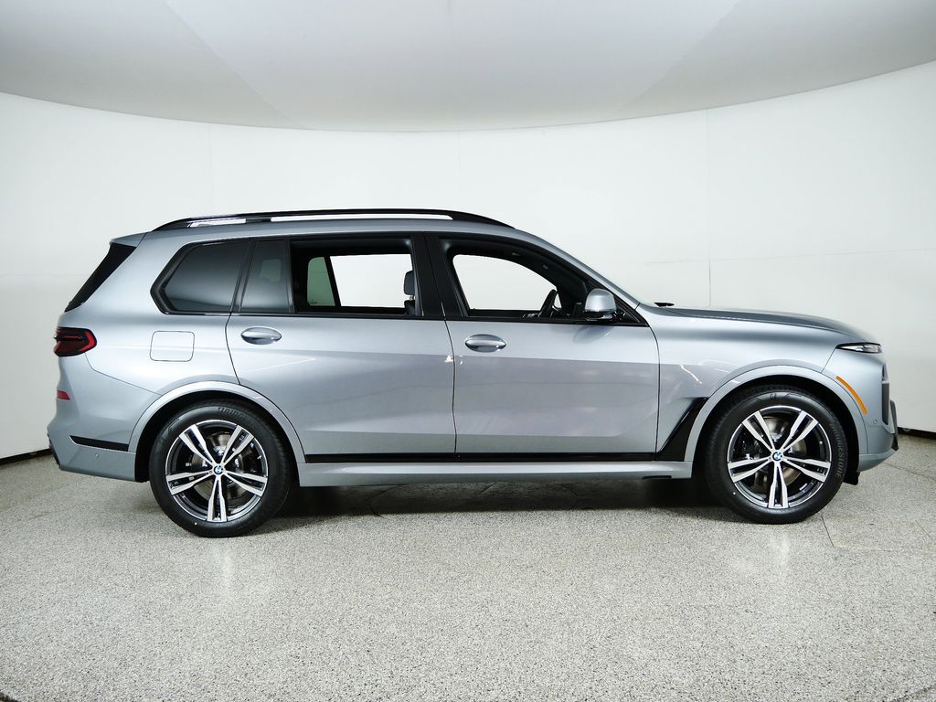 Thumbnail: 2026 BMW X7 - 7