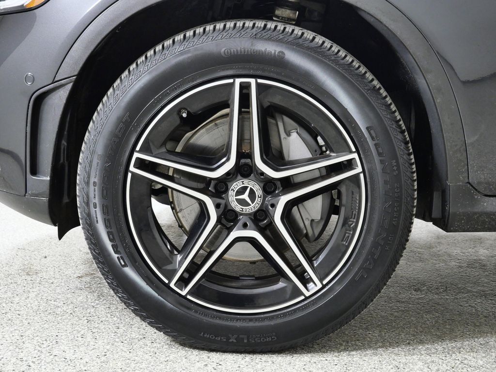 Thumbnail: 2021 Mercedes-Benz GLC - 18