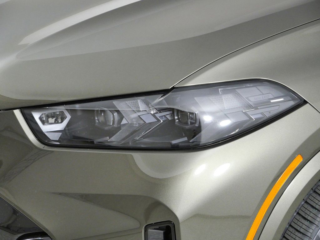 Thumbnail: 2026 BMW X5 - 3