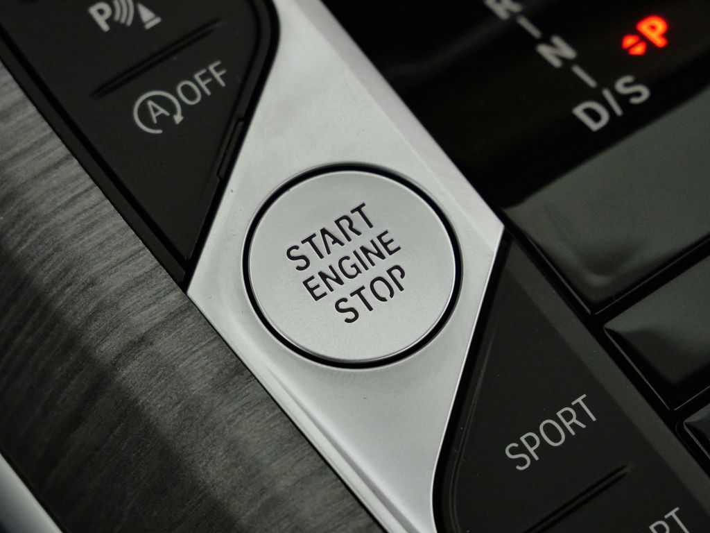 Thumbnail: 2026 BMW 3 Series - 45