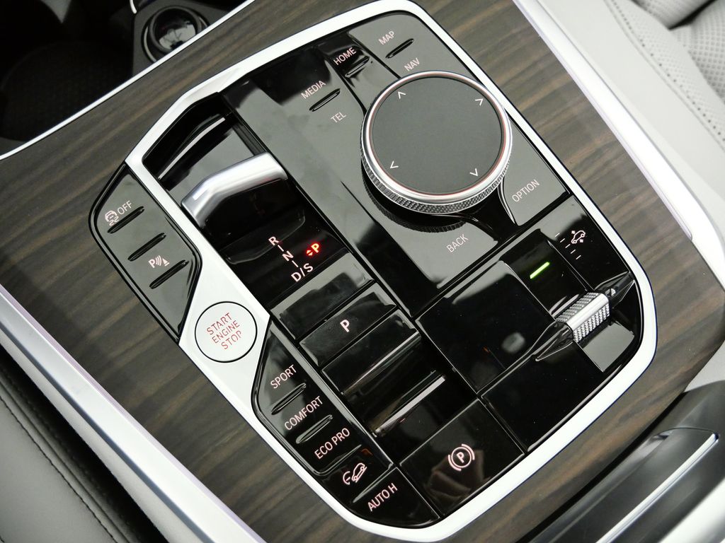 Thumbnail: 2026 BMW X5 - 48