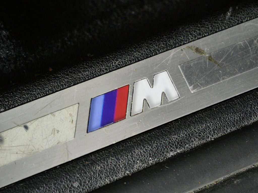 Thumbnail: 2023 BMW X7 - 28