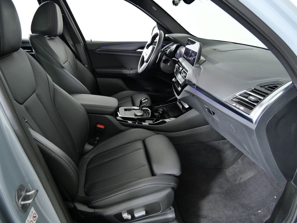 Thumbnail: 2023 BMW X3 - 23