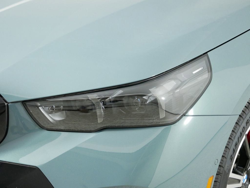 Thumbnail: 2025 BMW 5 Series - 18