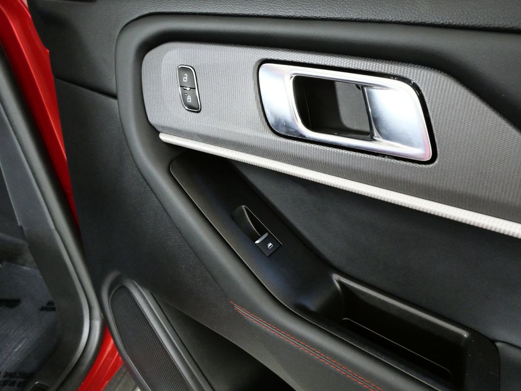 Thumbnail: 2025 Ford Explorer - 19