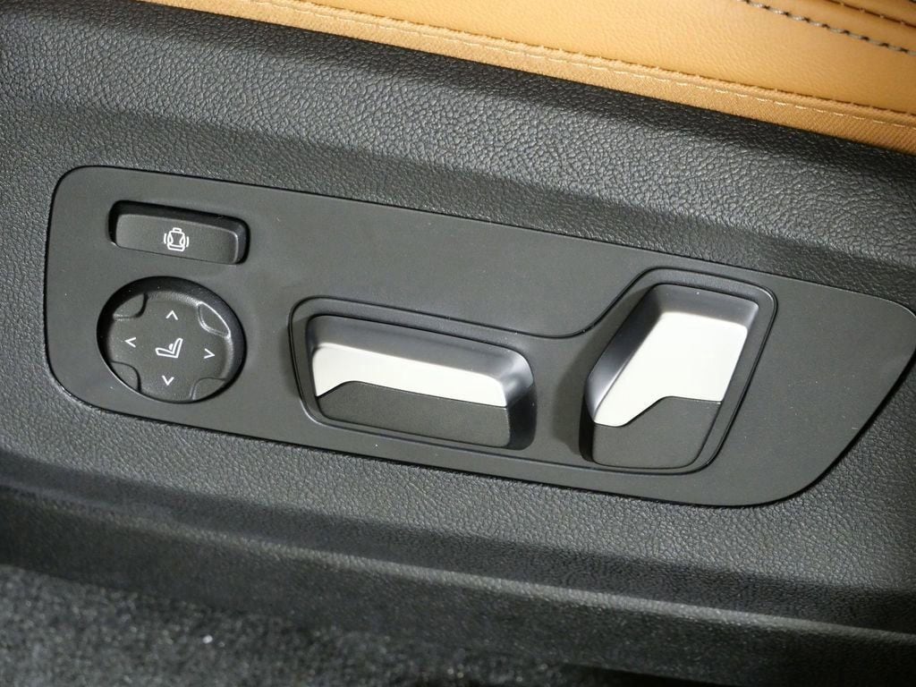 Thumbnail: 2026 BMW X5 - 39