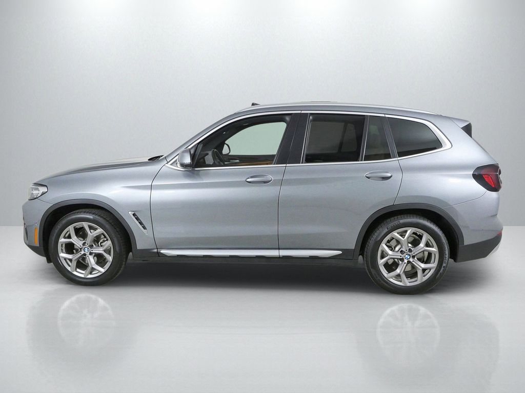 Thumbnail: 2023 BMW X3 - 15