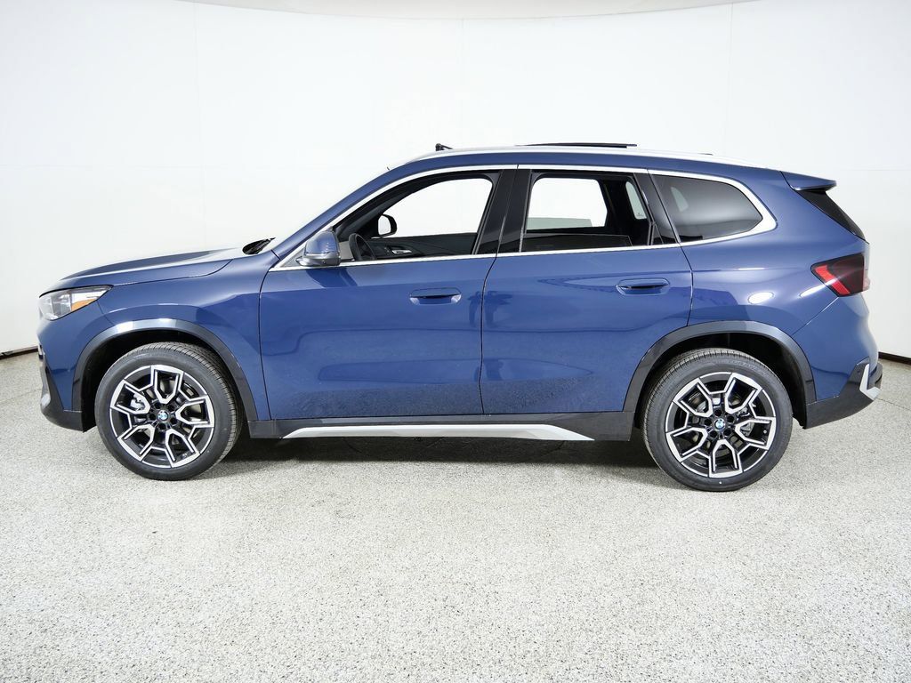 Thumbnail: 2026 BMW X1 - 17