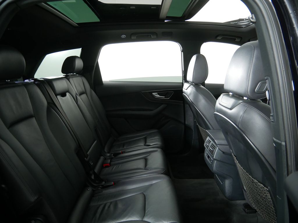 2017 Audi Q7 Premium Plus 24