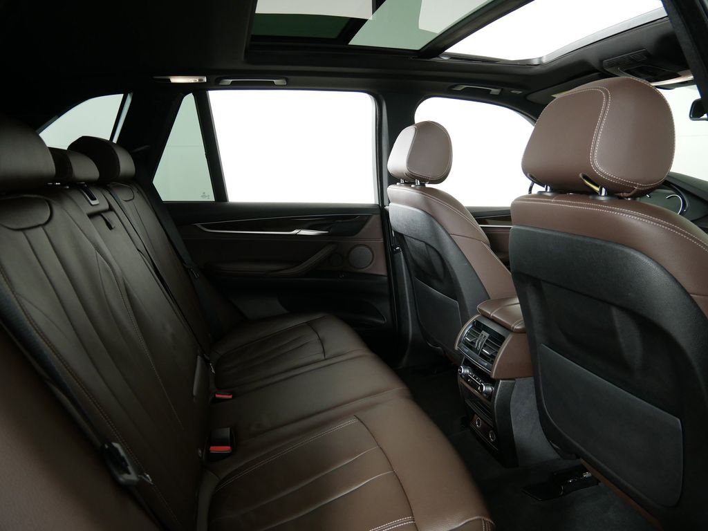 Thumbnail: 2018 BMW X5 - 24
