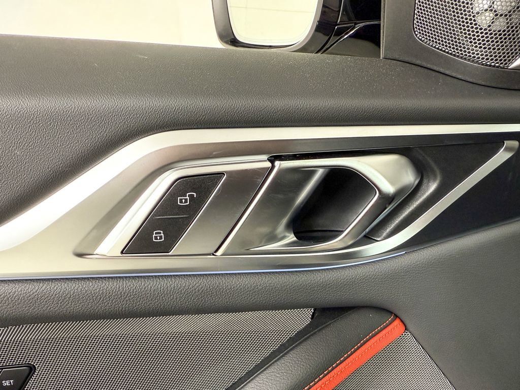 Thumbnail: 2025 BMW i4 - 40