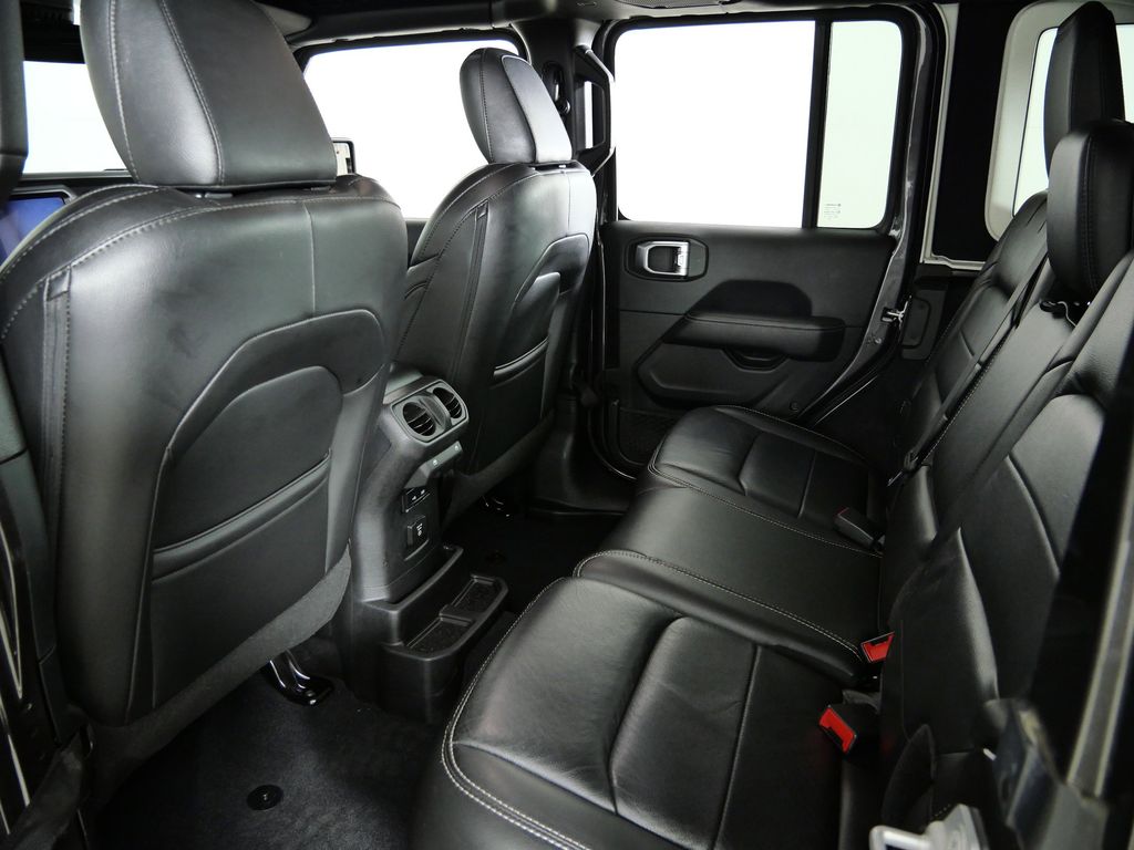 Thumbnail: 2019 Jeep Wrangler - 29