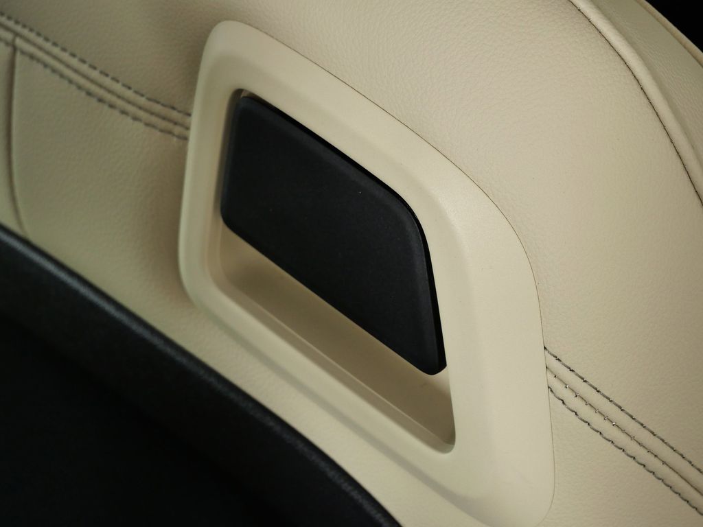 Thumbnail: 2026 BMW 4 Series - 24