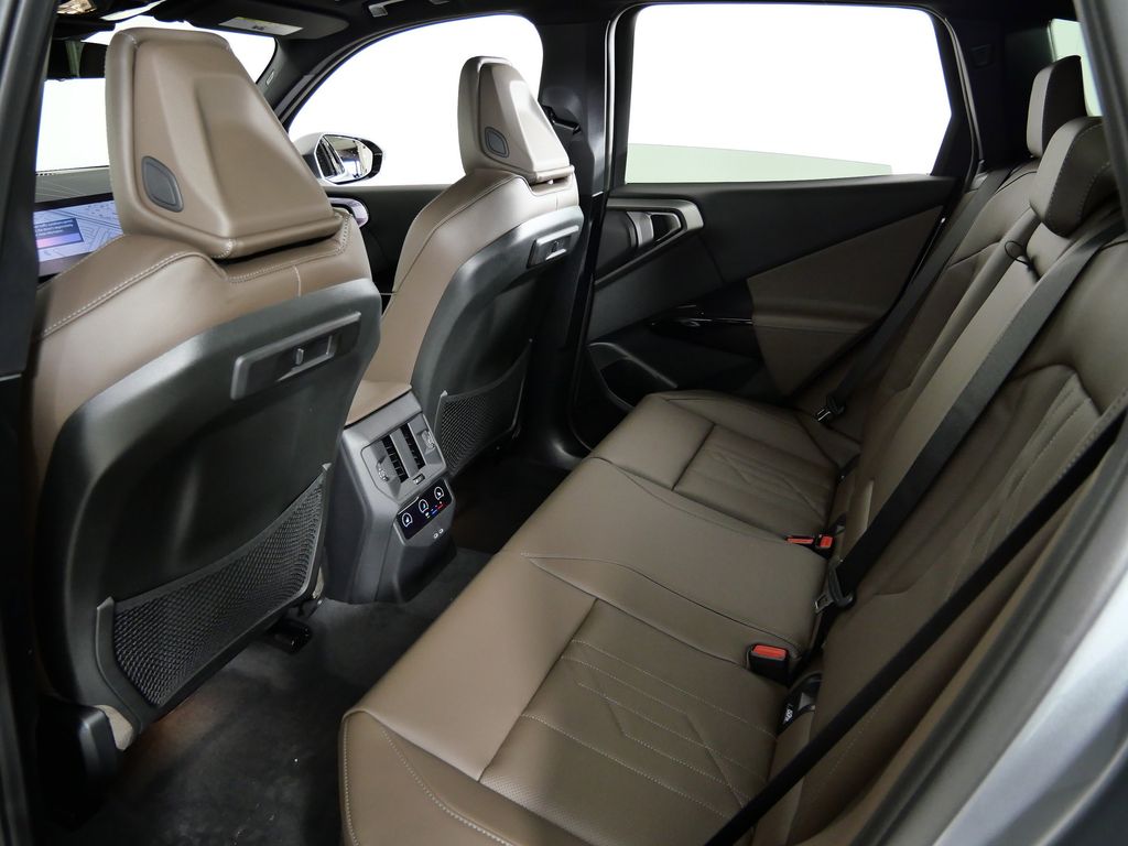 Thumbnail: 2026 BMW X3 - 30