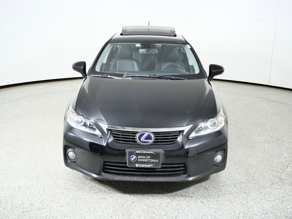 Thumbnail: 2013 Lexus CT - 16