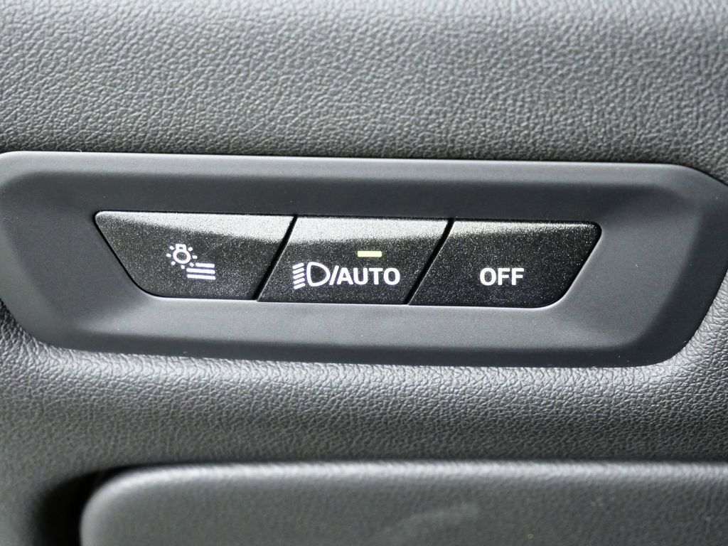 Thumbnail: 2026 BMW X5 - 42