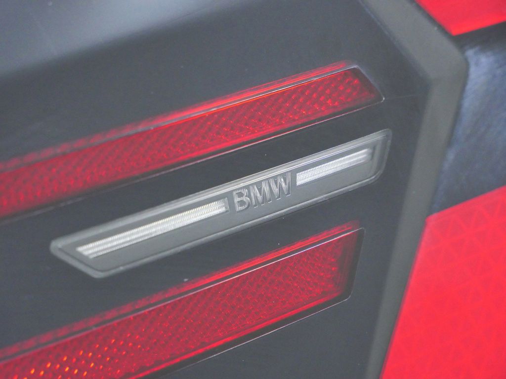 Thumbnail: 2026 BMW X5 - 18