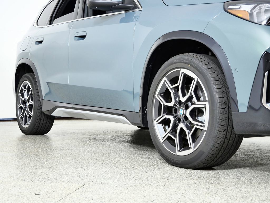 Thumbnail: 2026 BMW X1 - 8