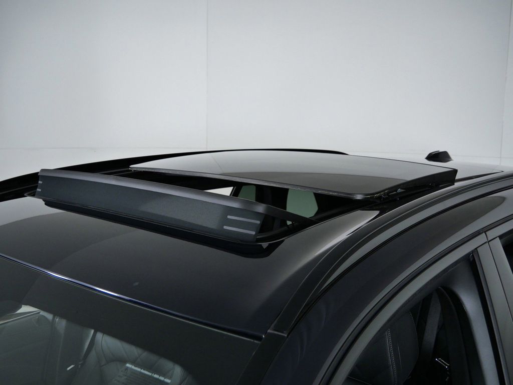 Thumbnail: 2026 BMW X5 - 18