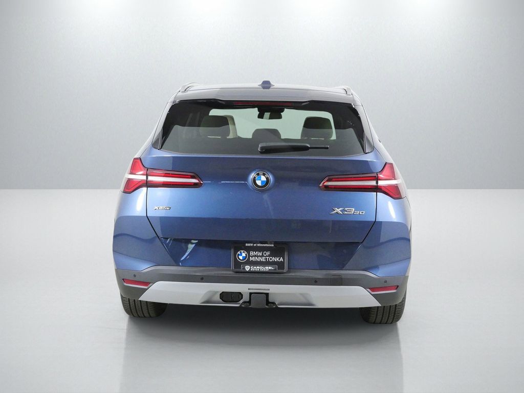 Thumbnail: 2026 BMW X3 - 10