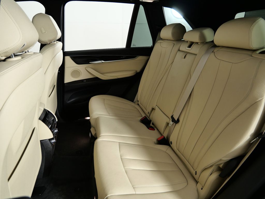 Thumbnail: 2017 BMW X5 - 33