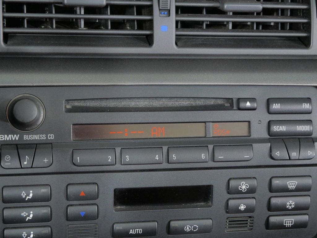 Thumbnail: 2004 BMW M3 - 37