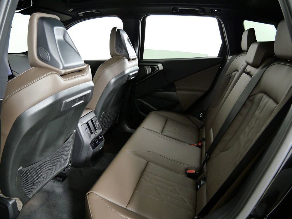Thumbnail: 2026 BMW X3 - 32
