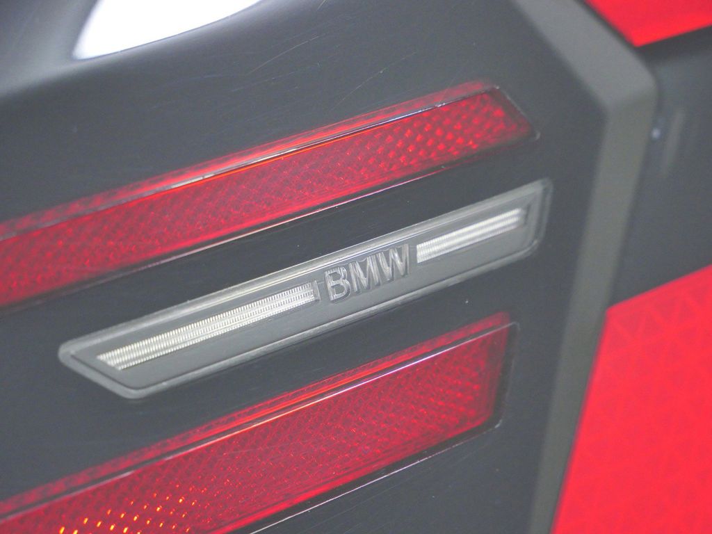 Thumbnail: 2026 BMW X5 - 18