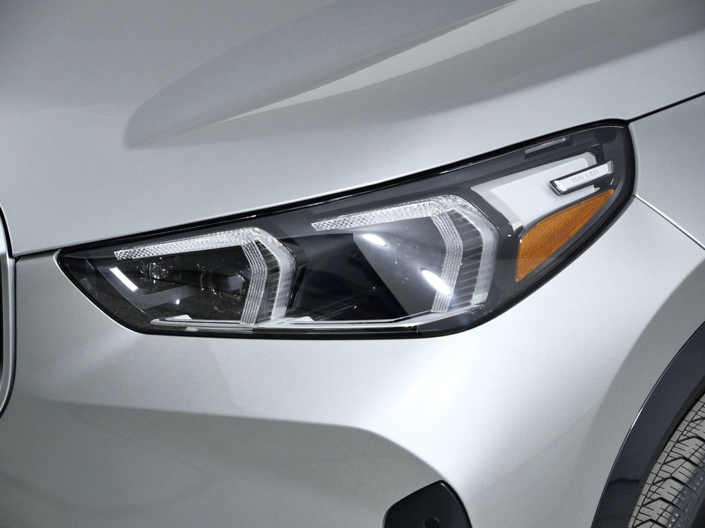 Thumbnail: 2026 BMW X1 - 3