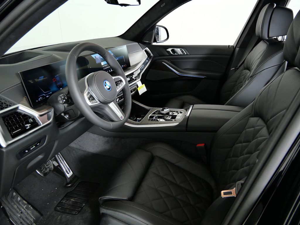 Thumbnail: 2026 BMW X5 - 35