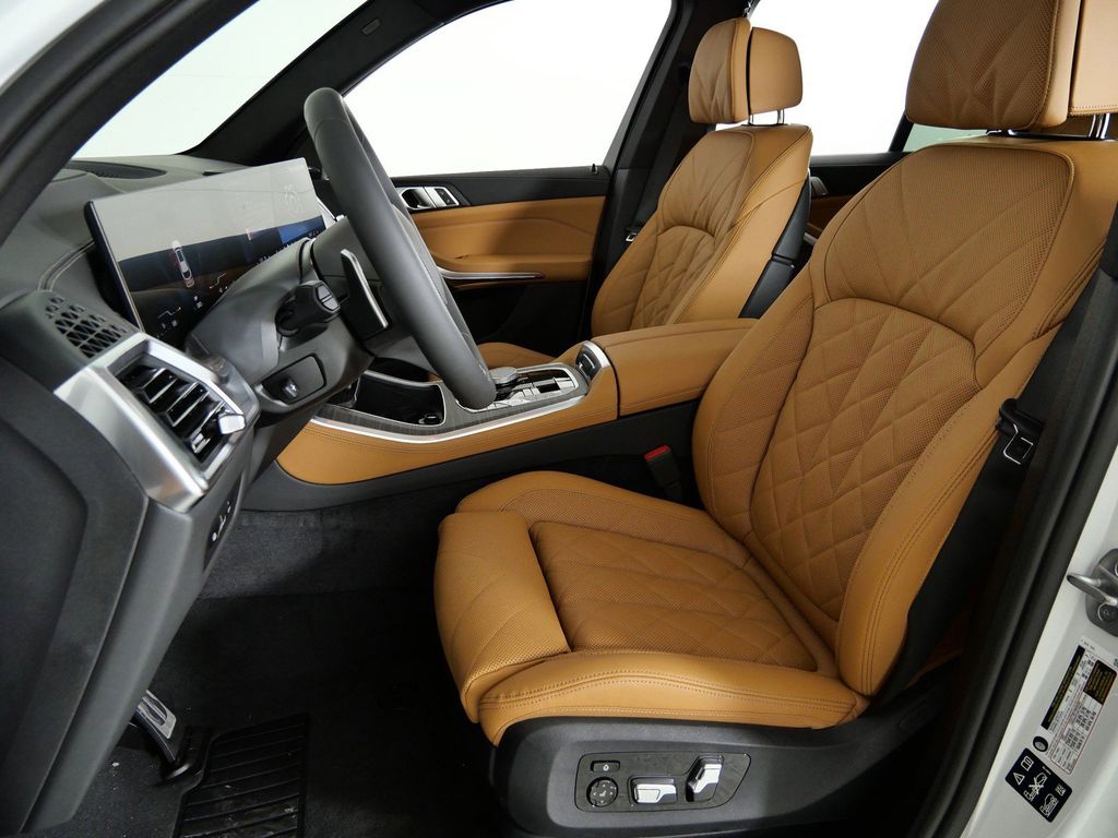 Thumbnail: 2026 BMW X5 - 36