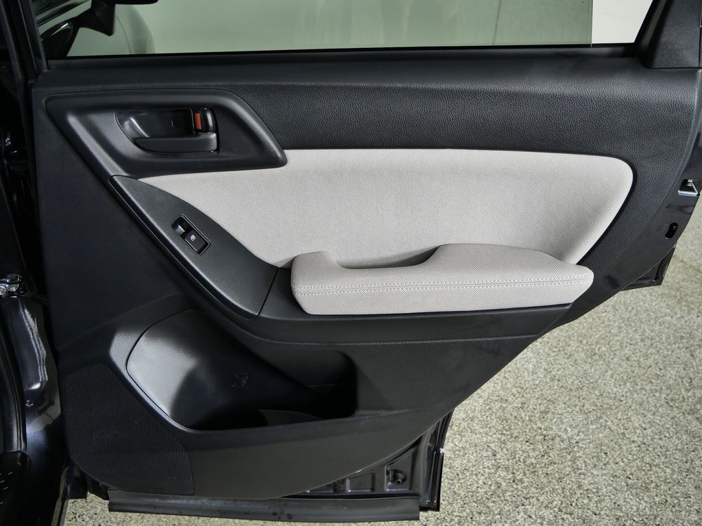 Thumbnail: 2015 Subaru Forester - 24