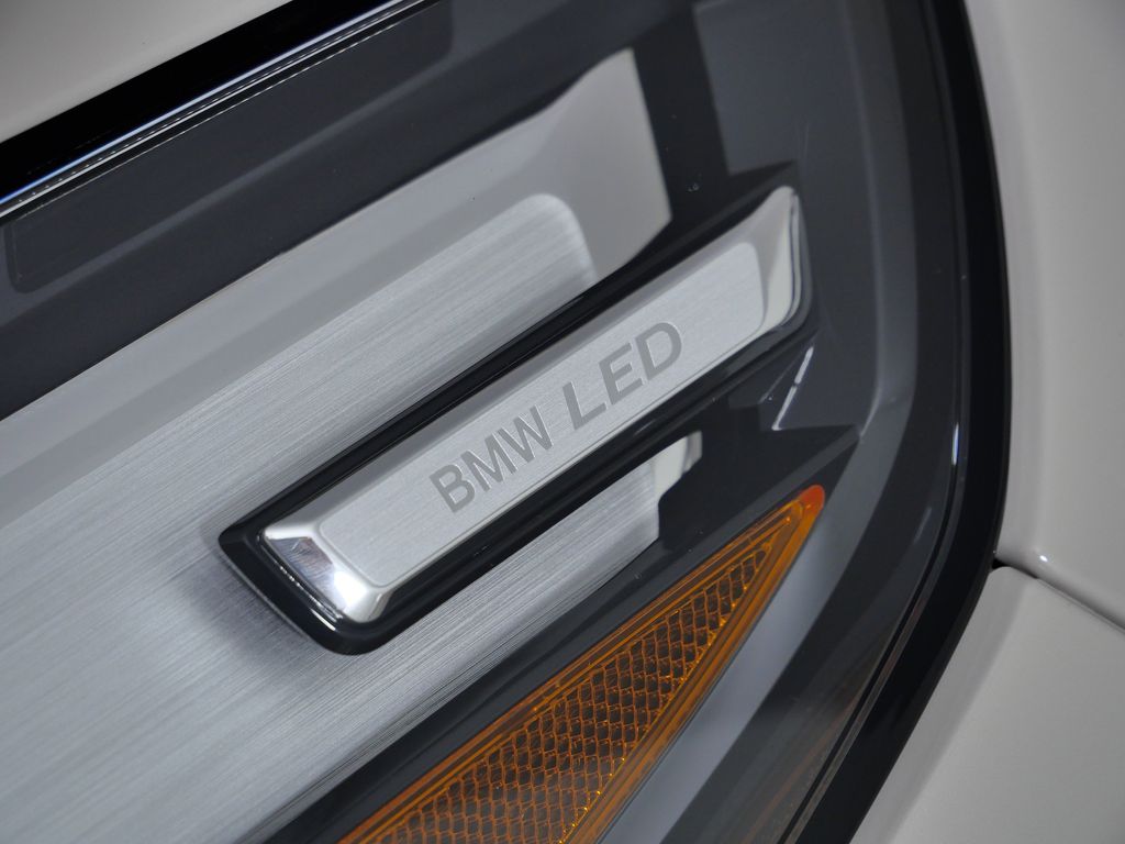 Thumbnail: 2026 BMW X1 - 4