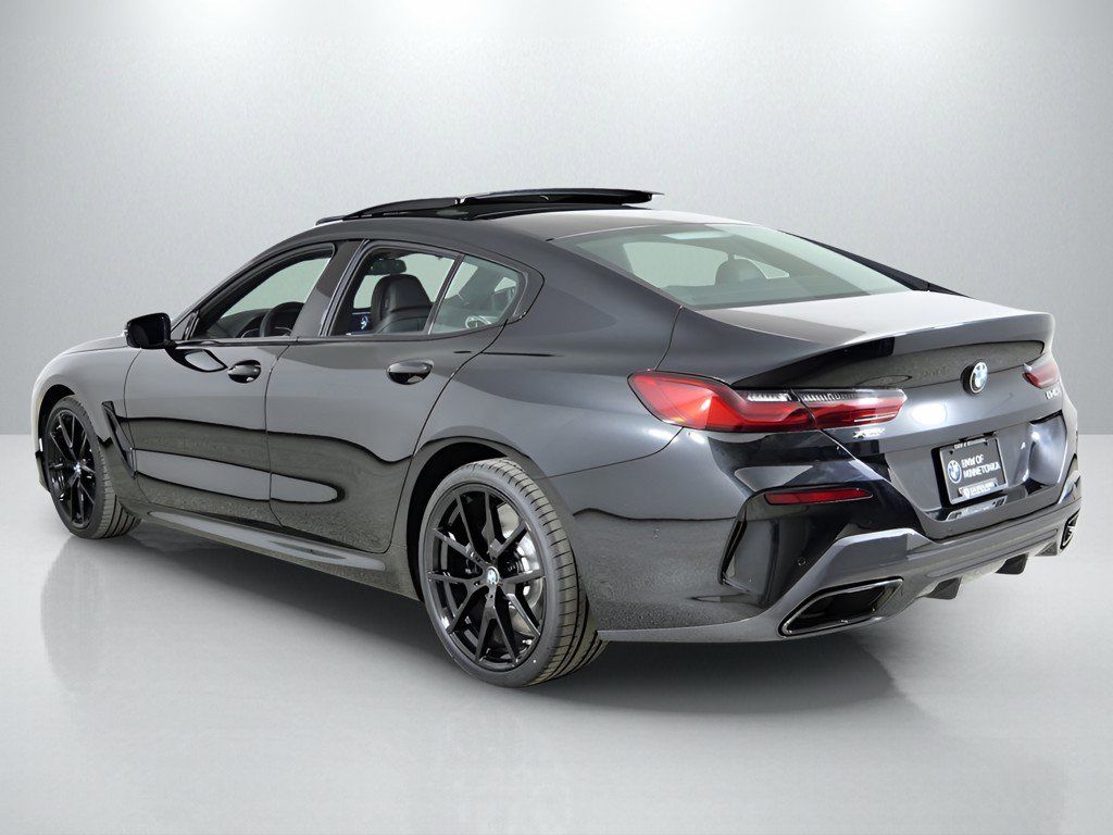 Thumbnail: 2026 BMW 8 Series - 15