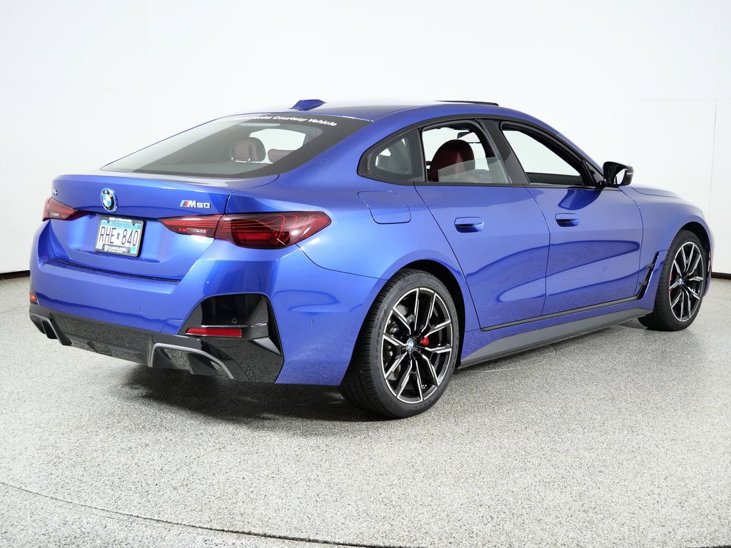 Thumbnail: 2025 BMW i4 - 10