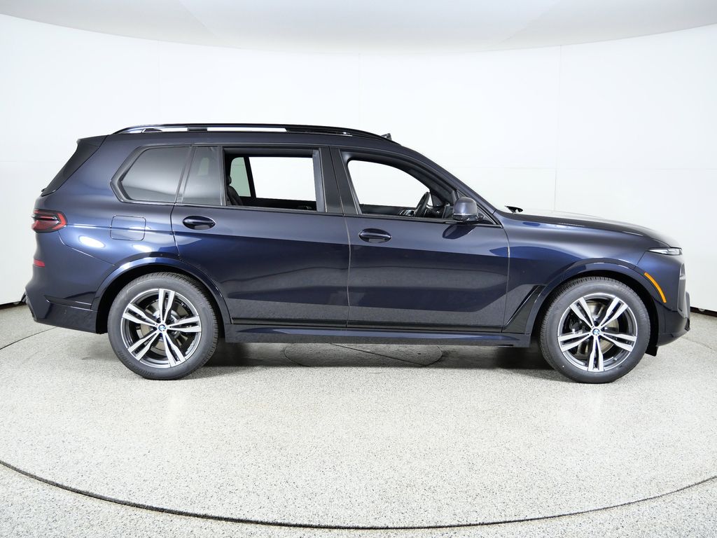 Thumbnail: 2026 BMW X7 - 8