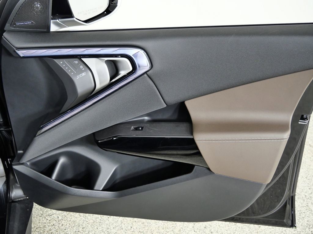 Thumbnail: 2026 BMW X3 - 22