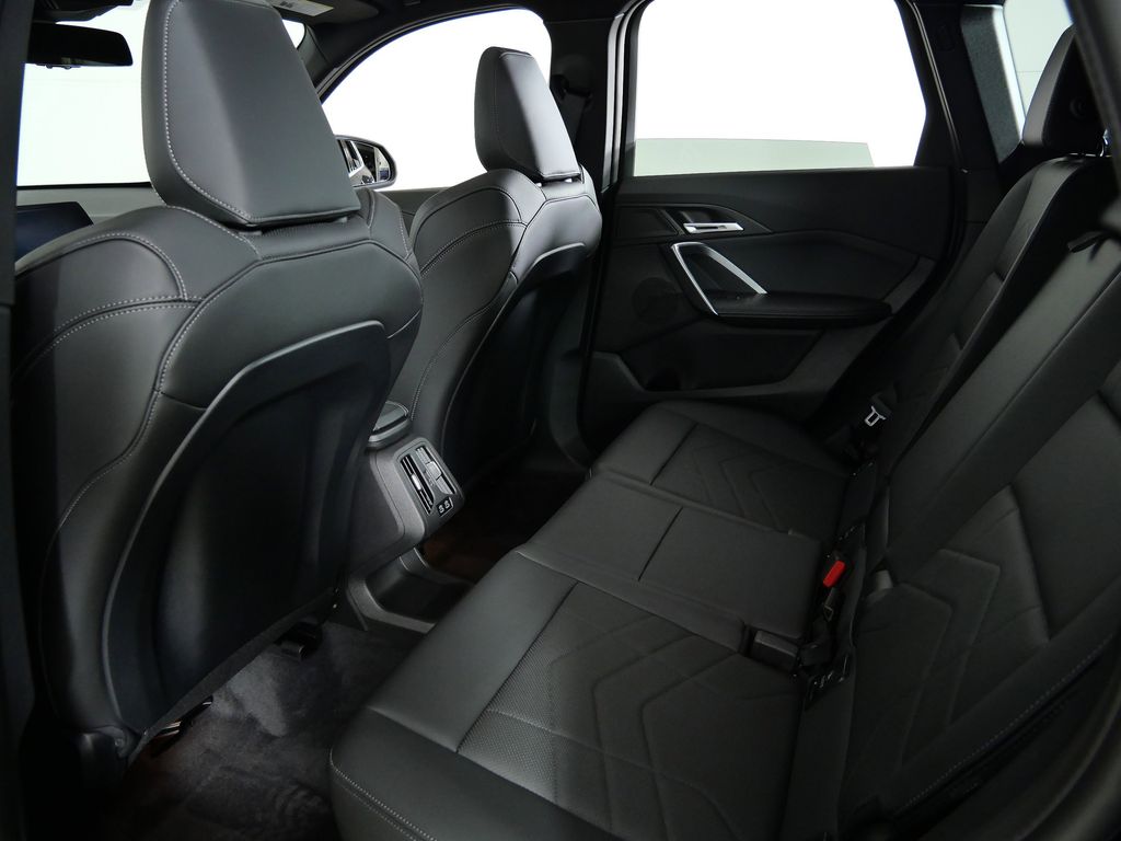 Thumbnail: 2025 BMW X1 - 34