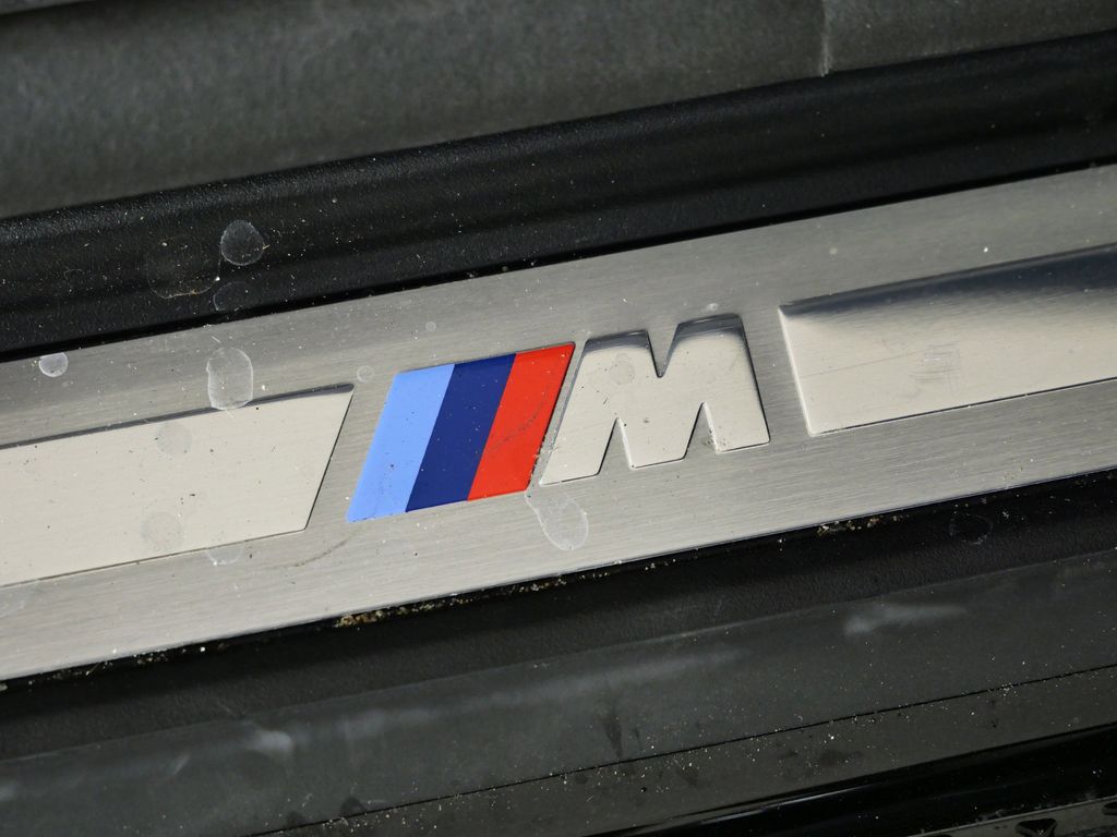 Thumbnail: 2025 BMW i4 - 28