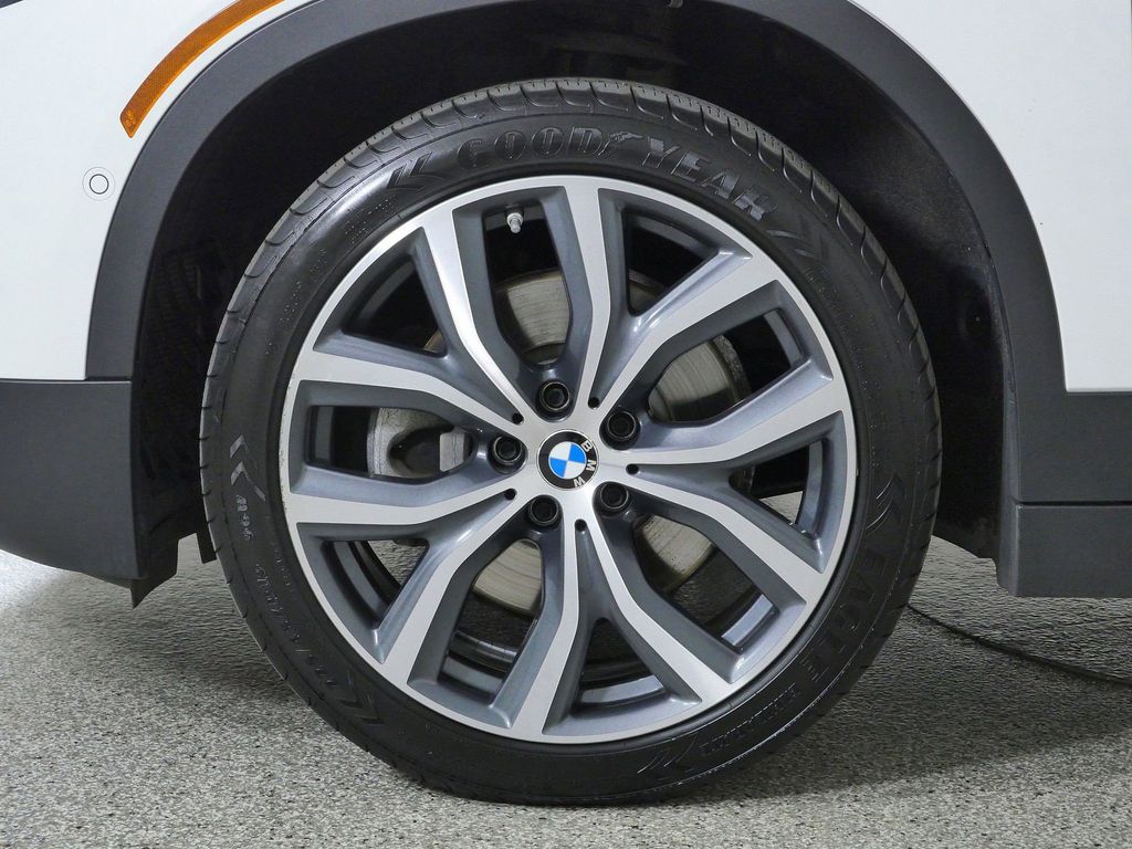 Thumbnail: 2018 BMW X2 - 17