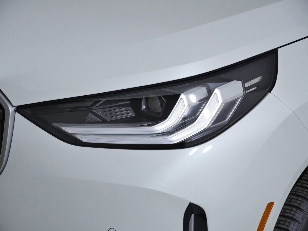 Thumbnail: 2026 BMW X3 - 3