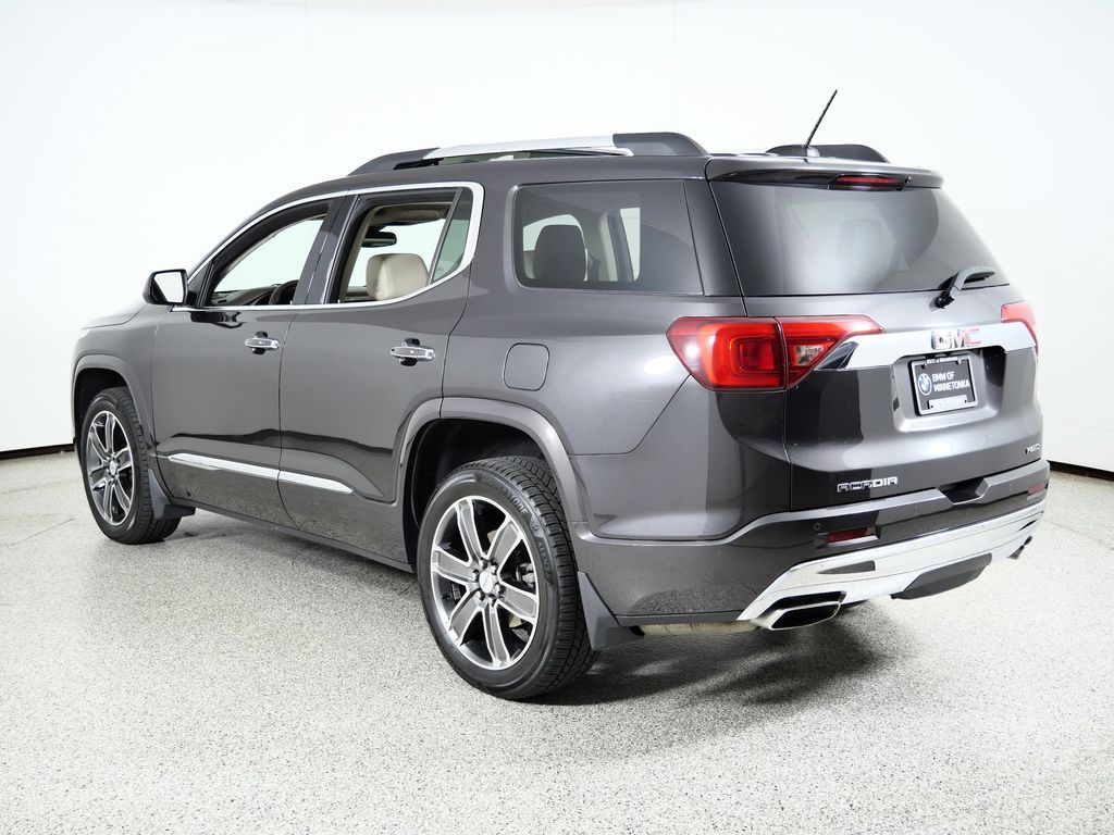 Thumbnail: 2017 GMC Acadia - 15