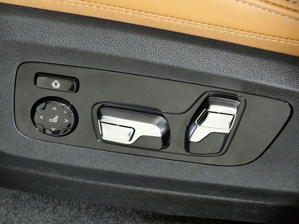 Thumbnail: 2026 BMW X5 - 41