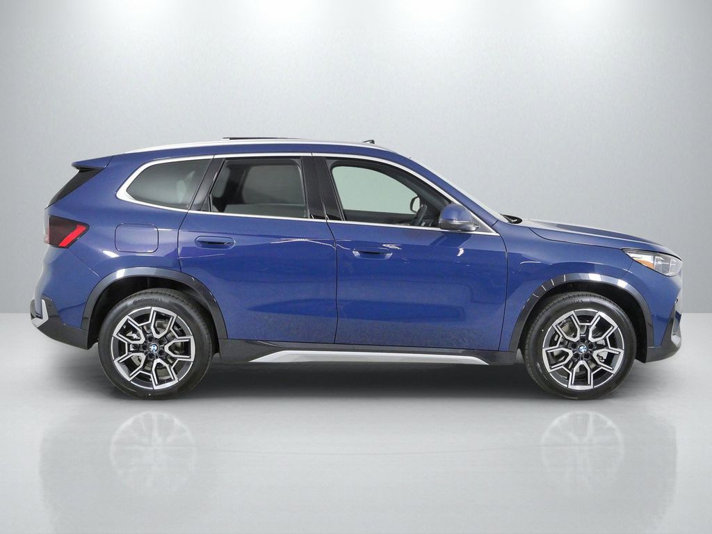Thumbnail: 2026 BMW X1 - 8