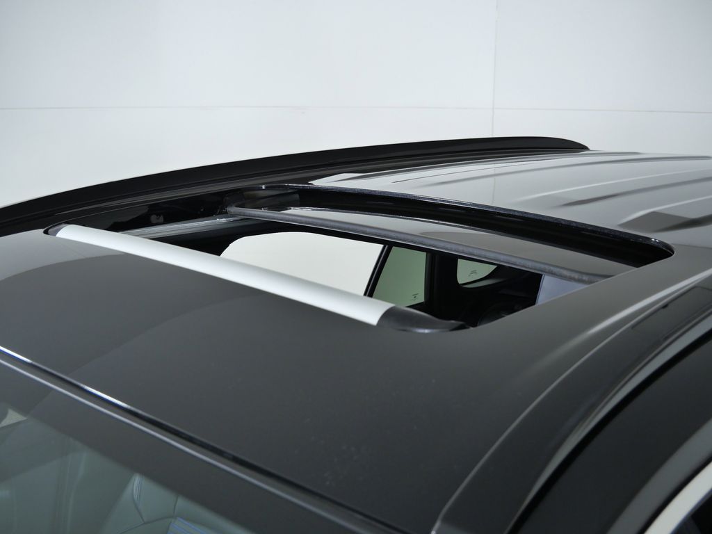 Thumbnail: 2024 Toyota RAV4 - 19