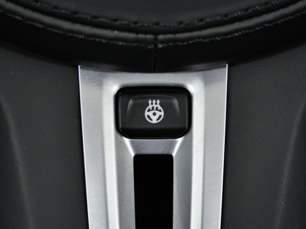 Thumbnail: 2024 BMW M8 - 42