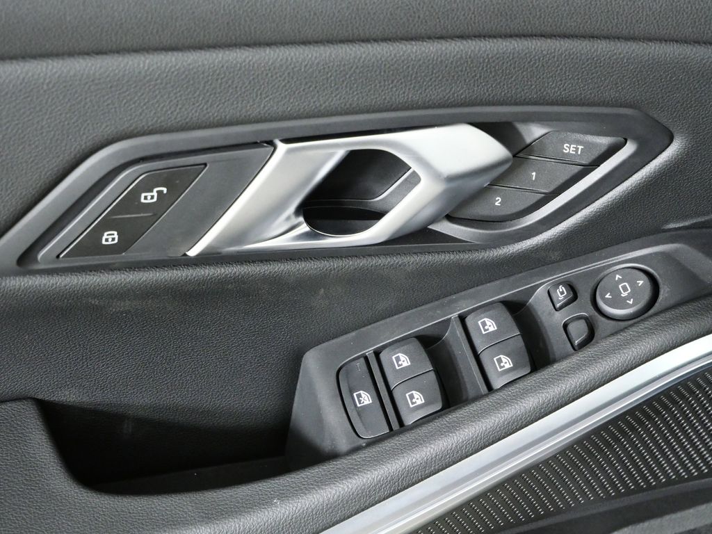 Thumbnail: 2026 BMW 3 Series - 35