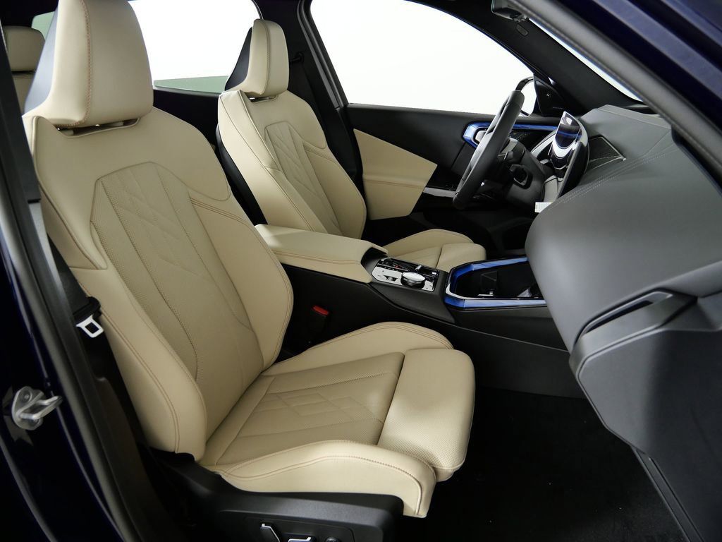 Thumbnail: 2026 BMW X3 - 23