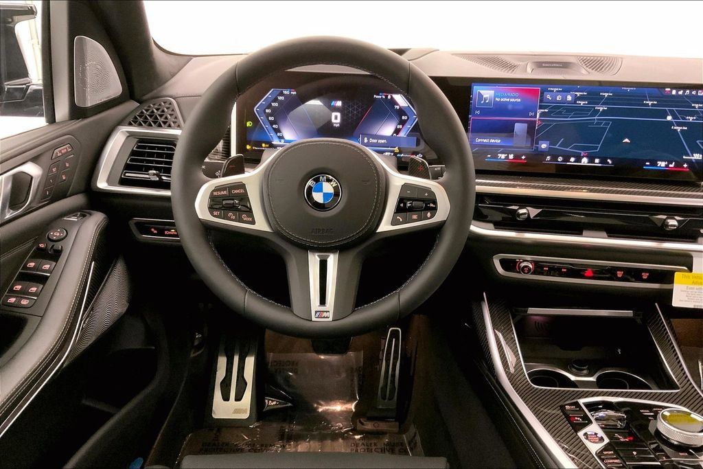 Thumbnail: 2026 BMW X7 - 15